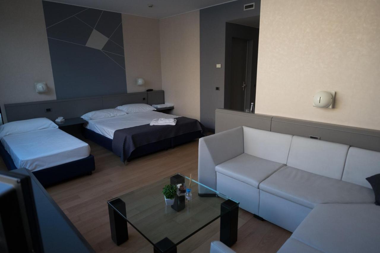 Alba Hotel Εξωτερικό φωτογραφία