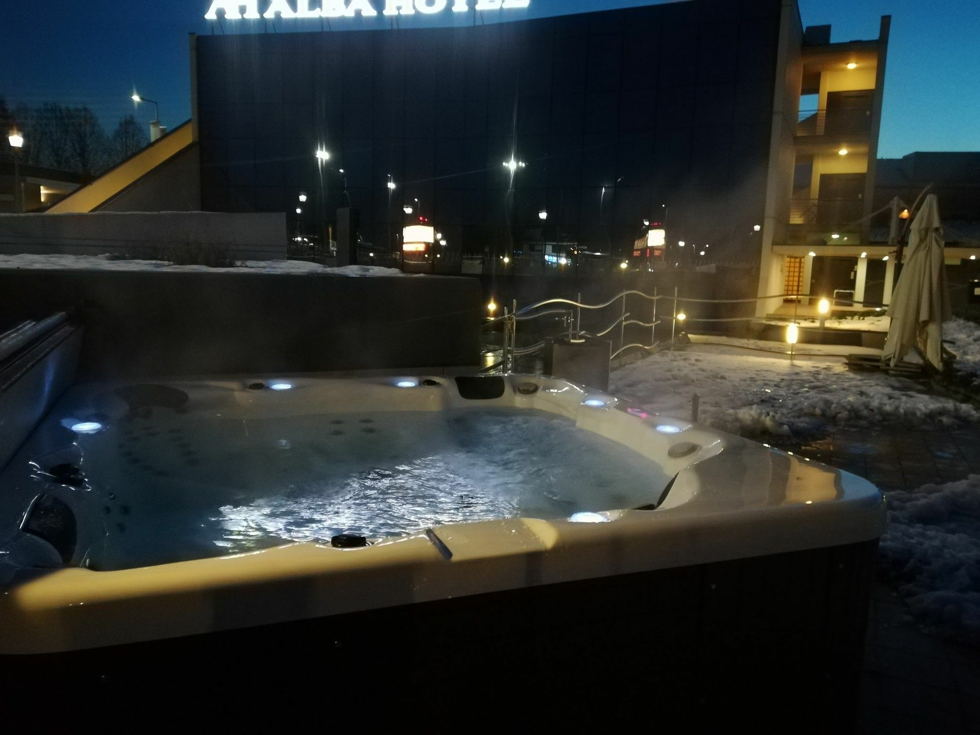 Alba Hotel Εξωτερικό φωτογραφία